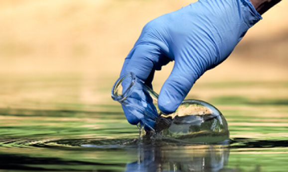 ANÁLISIS DE AGUA EN LABORATORIO